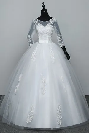 Jewel Neck 3/4-Length Sleeves Floor-length Tulle Bridal Gown With Appliques