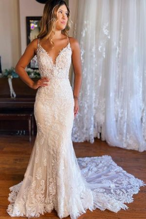 Mermaid Spaghetti Straps Sleeveless Chapel Train Lace Bridal Dress With Appliques