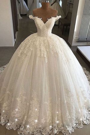 Ball Gown Off-the-shoulder Floor-length Tulle Bridal Attire With Lace