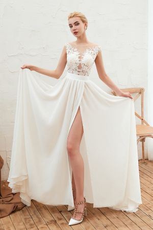A-line Jewel Neck Half-Sleeves Chapel Train Tulle Bridal Gown With Lace
