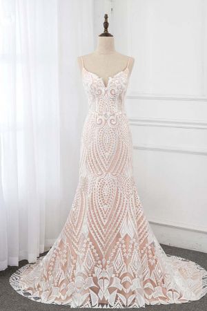 Column Spaghetti Straps V-neck Floor-length Tulle Bridal Dress With Appliques