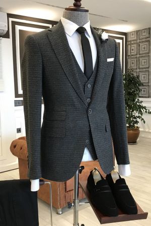 Black Plaid Notched Lapel Business Suit