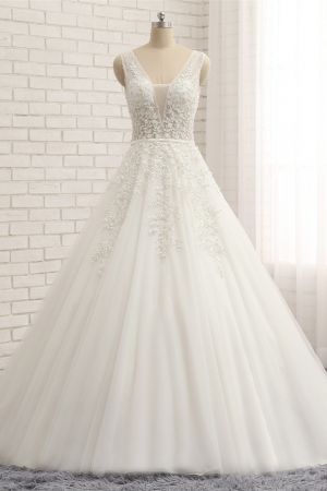 A-line Straps Sleeveless Floor-length Tulle Wedding Dress With Appliques