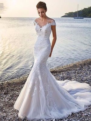 Mermaid Scoop Neck Sleeveless Tulle Bridal Gown With Court Train