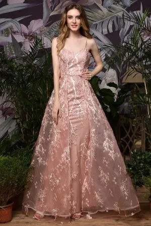 Ball Gown Spaghetti Straps V-neck Sleeveless Sweep / Brush Train Lace Formal Dress With Lace