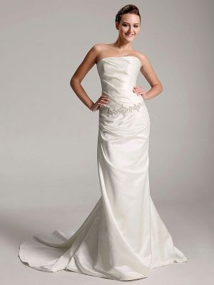 Column Strapless Sleeveless Tulle Bridal Gown With Court Train