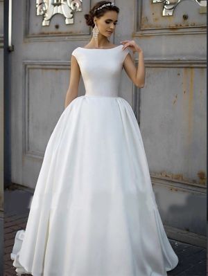 A-line Bateau Neck Cap Sleeves Tulle Wedding Gown With Court Train