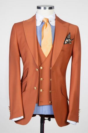 Orange Close Fitting Prom Men Suit with Peaked Lapel
