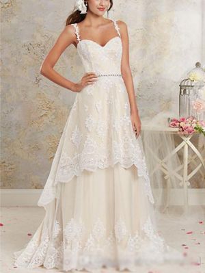 A-line Sweetheart Neck Sweep / Brush Train Tulle Wedding Gown With Lace