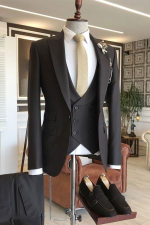 Black 3-pieces Suit with Peaked Lapel