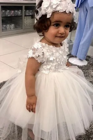 A-line Jewel Neck Long Sleeves Sweep / Brush Train Tulle Flower Girl Dress With Appliques