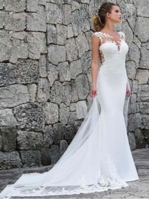 White Mermaid Wedding Dress with Sleeveless Design and Lace Appliques