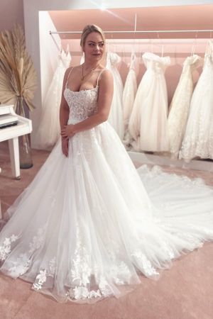 A-line Spaghetti Straps Sleeveless Chapel Train Tulle Bridal Dress With Pattern