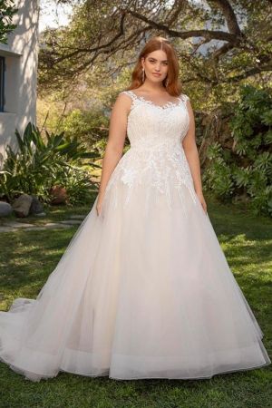 A-line Sweetheart Neck Jewel Neck Cap Sleeves Sweep / Brush Train Tulle Wedding Gown With Lace