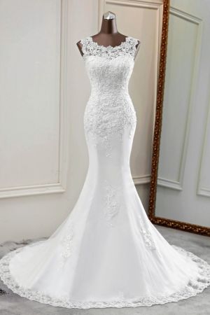 Mermaid Jewel Neck Sleeveless Floor-length Tulle Bridal Gown With Beading