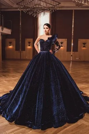 One Shoulder Long Sleeves Floor-length Velvet Formal Dress With Crystal