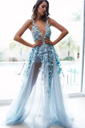 A-line Plunging Neckline Sleeveless Floor-length Tulle Evening Dress With Appliques