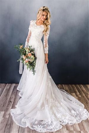 Mermaid Scoop Neck Sweep / Brush Train Bridal Gown With Appliques