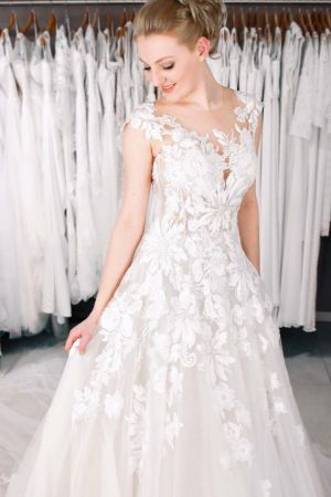 A-line Sweetheart Neck Sleeveless Court Train Tulle Bridal Gown With Lace