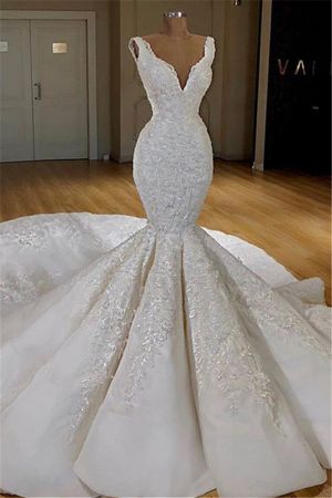 Mermaid V-neck Sleeveless Bridal Attire With Lace