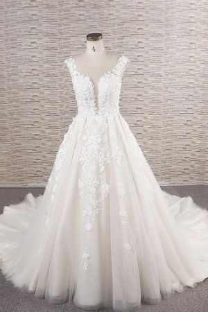 A-line Jewel Neck Sleeveless Chapel Train Tulle Bridal Gown With Appliques