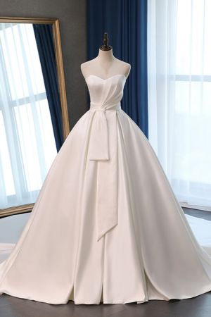 A-line Sweetheart Neck Floor-length Satin Bridal Dress