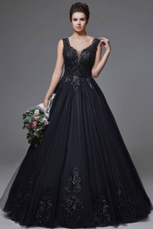 A-line V-neck Sleeveless Sweep / Brush Train Tulle Wedding Gown With Lace