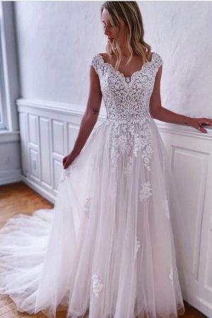 A-line V-neck Sleeveless Chapel Train Tulle Bridal Gown With Appliques