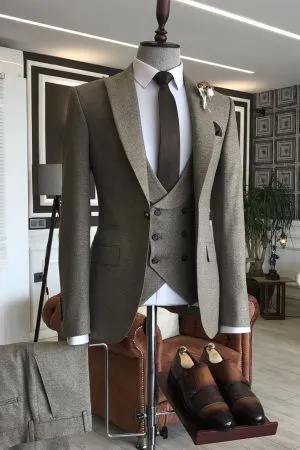 Dark Brown Peaked Lapel Business Suit