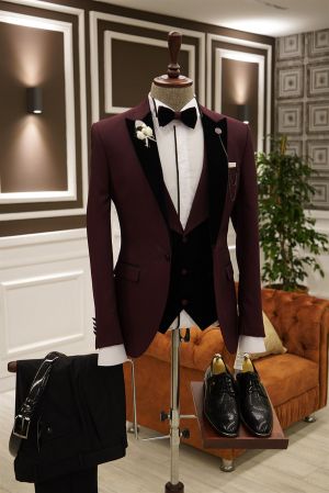 Burgundy Peaked Lapel Slim Fit Prom Suit