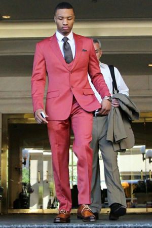 Cabernet Three Pieces Notched Lapel Prom Men Suit