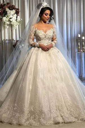 Ball Gown Sweep / Brush Train Wedding Dress With Appliques