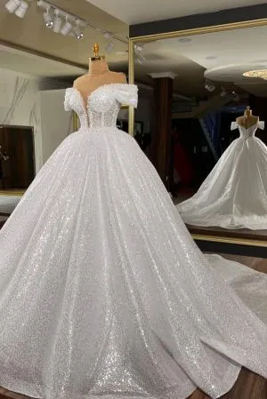 A-line Plunging Neckline Sleeveless Chapel Train Wedding Dress With Lace