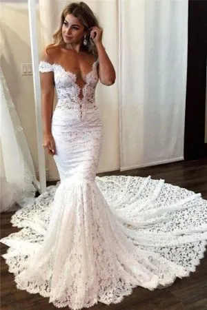 Mermaid Bateau Neck Sleeveless Chapel Train Lace Wedding Gown With Lace