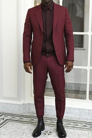 Burgundy Peaked Lapel Prom Suit