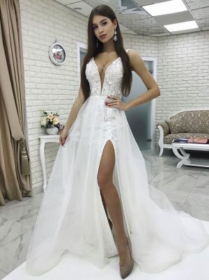 A-line V-neck Sleeveless Wedding Gown With Appliques