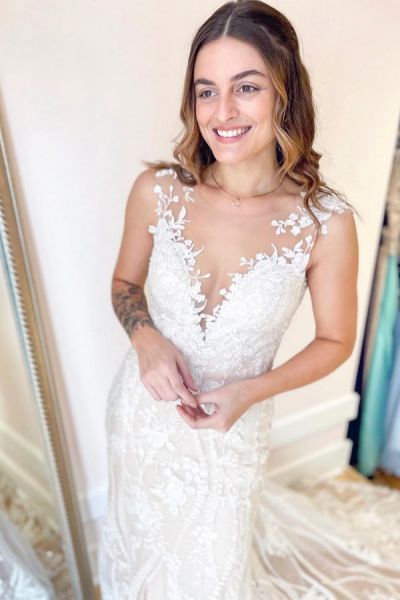 Mermaid Jewel Neck Sleeveless Chapel Train Lace Wedding Gown With Lace