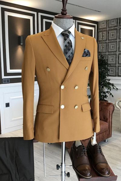 Yellow Double Breasted Business Suit with Peaked Lapel