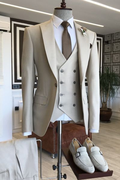 Light Khaki Formal Business Suit with Peaked Lapel