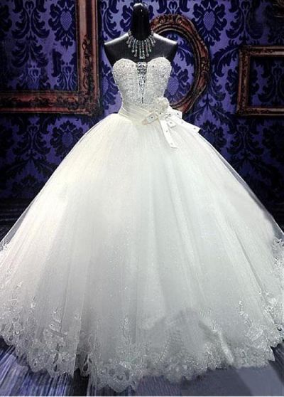 Ball Gown Sweetheart Neck Sleeveless Floor-length Tulle Bridal Dress With Beading