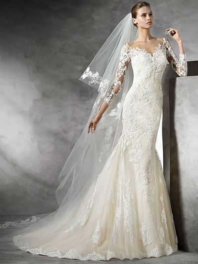 Mermaid V-neck Sweep / Brush Train Lace Bridal Attire With Lace