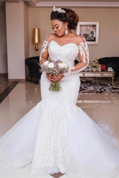 Mermaid Strapless Sweep / Brush Train Wedding Gown With Appliques