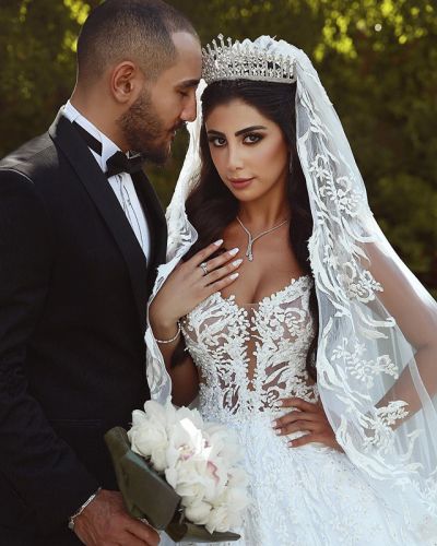 Ball Gown Straps Sleeveless Chapel Train Wedding Gown With Lace