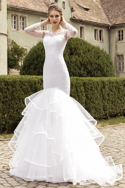 Mermaid Scoop Neck Sweep / Brush Train Organza Wedding Dress With Lace