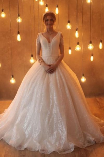 Ball Gown Sweetheart Neck Sleeveless Court Train Organza Bridal Dress With Beading