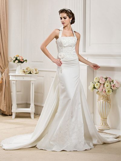 Mermaid Halter-neck Sleeveless Tulle Bridal Dress With Court Train
