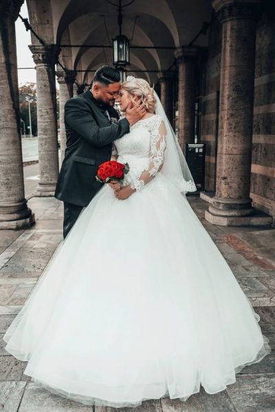 Jewel Neck Long Sleeves Sweep / Brush Train Tulle Wedding Gown With Pearls