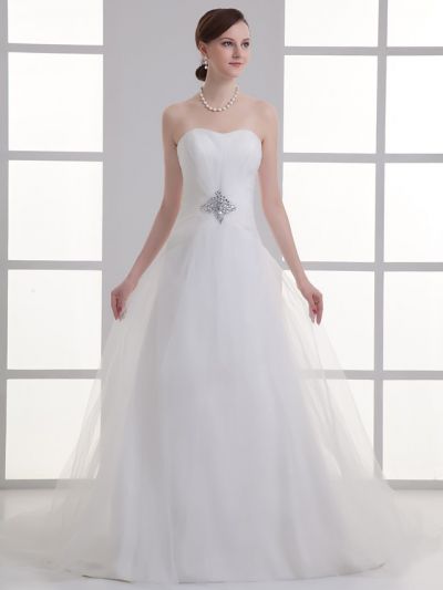 A-line Strapless Sweetheart Neck Sleeveless Chapel Train Lace Bridal Gown With Beading