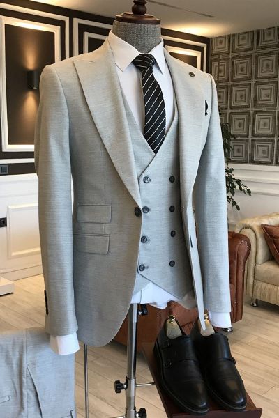 Light Gray Single Breasted Business Suit