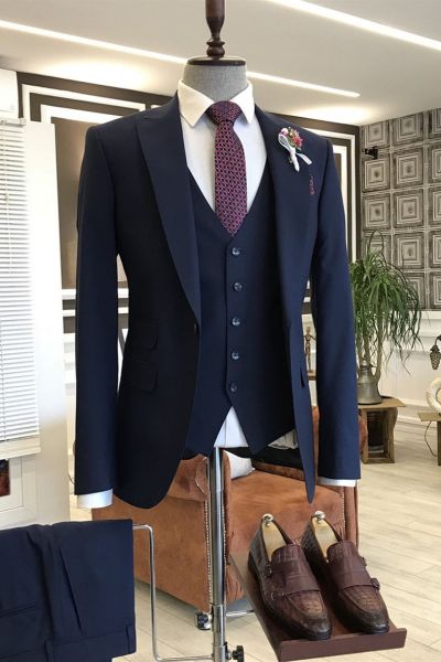 Navy Blue Peaked Lapel Slim Fit Business Suit